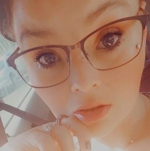 Meet your Posher, Britney